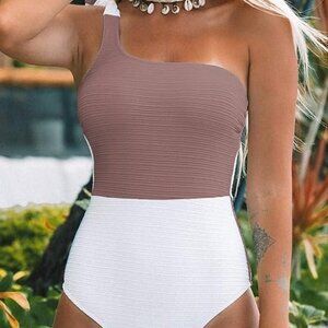 CUPSHE BRICK & WHITE COLORBLOCK ONE SHOULDER ONE PIECE SWIMSUIT SIZE MEDIUM NWT